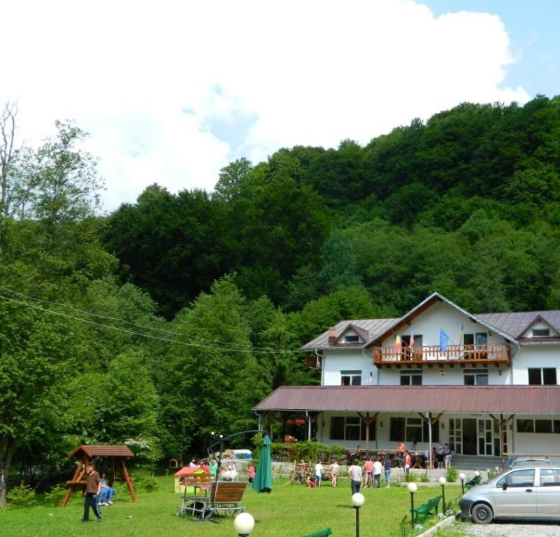 Pensiunea Valea Negrasului Trăisteni المظهر الخارجي الصورة